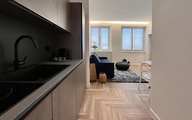 Yls Luxury Suites 2